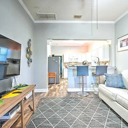 Updated Ybor City Duplex About Half Mi To Seventh Ave!